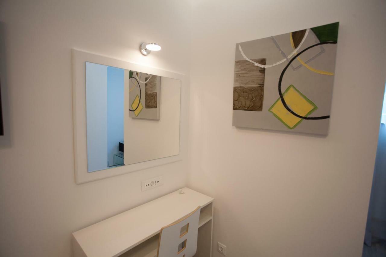 Apartments Lovret Flowers Split Exterior photo